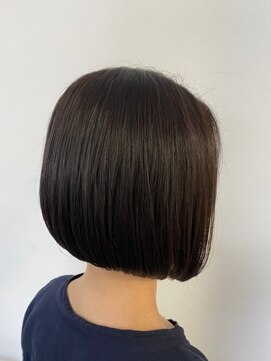 ラプチャー(RAPTURE) 30代40代50代髪質改善アッシュブラック斜めバング30代40代