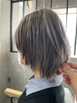 ムード カナザワ(mood kanazawa) 透明感ブリーチ☆アッシュグレー