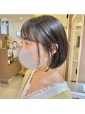 暗いカラーも重たく見えない透け感ボブ style by平瀬