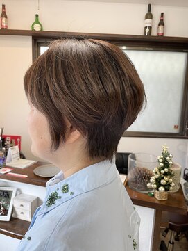ヘアー ヴィノベーション(Hair Vinovation) 大人可愛いくびれショート