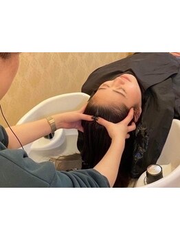 癒しの空間であなたに合ったヘッドスパを提供します。心も体もリラックスしませんか？