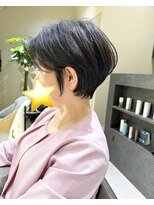 大人のハンサムショートスタイル