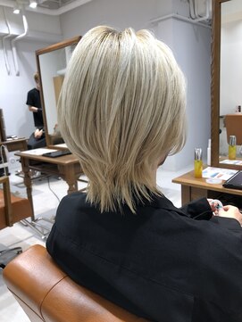 ネイロ 錦糸町(NeiRo) 魅力倍増カールセミディシアーカラーダークアッシュショートヘア