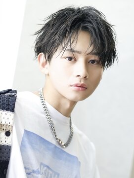 リップス 表参道店(LIPPS) 【シャープパーマ×コンマバング】刈り上げセンターパート