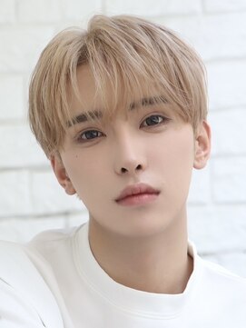 オーシャントーキョーウエスト 心斎橋 (OCEAN TOKYO WEST) メンズヘアコンマバングシースルー韓流カルマヘア