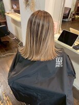 ウル(Ulu)&nbsp;イエベの方にオススメ ミルクティーベージュ バレイヤージュ