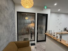 ヌーク(Nook)の雰囲気（サロン入口＆受付です♪）