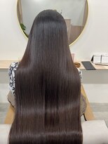 ゴーシェン 西船橋店(Goshen) 超ロング・暗髪艶カラー