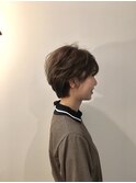 透明感あるカラーで、軽やかふんわりショート☆