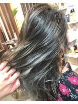 キー(kｅｙ)&nbsp;W3Dカラーオリーブアッシュ