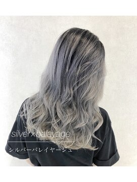 キール 吉祥寺(KIR) ピンクアッシュ、インナー、グラデーション、ホワイトブリーチ