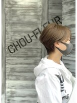 シューフルール(chou-fleur) 【cfm gloss color】ハイトーンが旬なハンサムショート