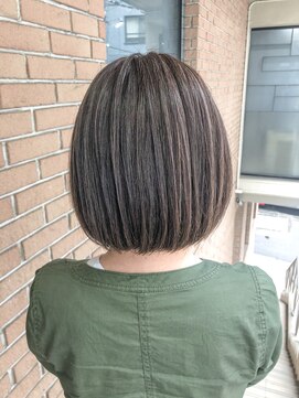 サロンドミルク 新百合ヶ丘店(salon de MiLK) 白髪活かしのハイライトボブ［イルミナカラー／新百合ヶ丘]