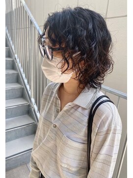 モルニ(MORNI) ゆるウェーブ_マロンベージュ Aラインボブ かきあげ