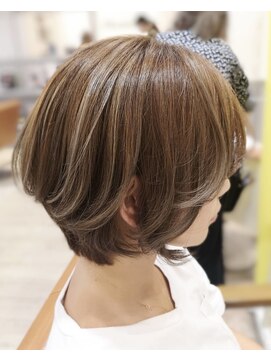 カリン 町田店(carin) ショートボブ☆ ゆるふわショートボブ