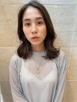 くびれヘア/韓国ヘア/切りっぱなしミディアム/20代30代40代
