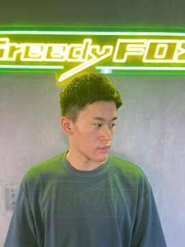 グリーディーフォックス 代々木(Greedy FOX) アップバング/ツーブロックマッシュ/束感/波巻き[シェービング]