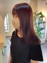 ユヌ(Une)&nbsp;レッドブラウン　中町綾