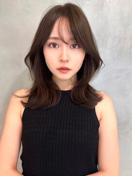 マシェリー バイ ロンド 金山(Ma cherie by Lond) 韓国風レイヤーカット/前髪カット/美髪エアリーロング髪質改善