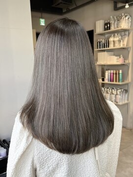 ディーエックス スリー(Dxxxx III) カーキアッシュベージュ 透明感カラー