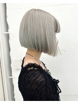 ハイトーングレージュシルバーカラー