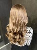 トータルビューティサロン シェリ(total beauty salon cheri)&nbsp;ハイトーンデザインカラー×レイヤースタイル