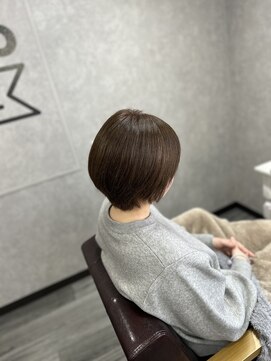 ニーノ(NI-NO) ショートボブ