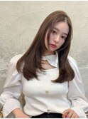 韓国風くびれレイヤーカット×グレージュ×透明感ブラウン川又