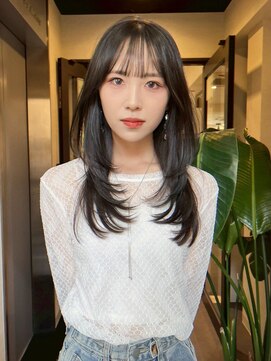 シーン(SCENE) [天神今泉/黒髪カタログ/クラゲヘアー/オリーブグレー]