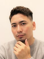 フランクスバーバー アンド ビアークラブ(FRANK'S BARBER and BEER CLUB)&nbsp;ナチュラルクロップ刈り上げバーバースタイルスキンフェード I