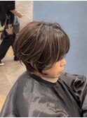 白髪ぼかしとショートヘア
