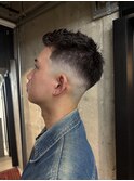 ミディアムフェード/バズカット/ウォリアーカット/fade/barber