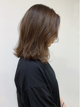 ラパンセ ブルー(LA PENSEE BLEU) 【LA PENSEE】伸ばしかけ外ハネボブ 外国人風ブランジュ