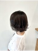 ダークグレー　コテ巻きボブ