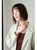 切りっぱなしストレート×アッシュベージュ