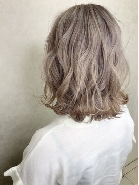 エヌプラス(N+) 黒髪グラデヘアーオリーブグレー小顔に見せるヘアココアベージュ