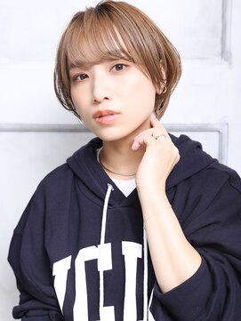 クラッチ 博多(CLUTCH) 大人可愛い２０代３０代４０代小顔メルティカラーB2