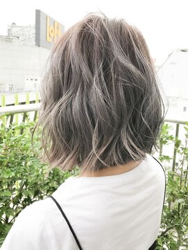シルクレイ 吉祥寺店(Silk-lei) ＃ハイライトグラデーションカラー＃アッシュグレージュ＃吉祥寺