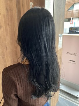 アヴァンス 天王寺店(AVANCE.) ブルーブラック×透明感