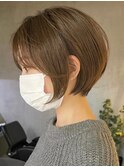 ショートカットショートボブハンサムショートグレージュカラー