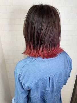 アルマフォー(Alma four) 外ハネボブ×裾カラー