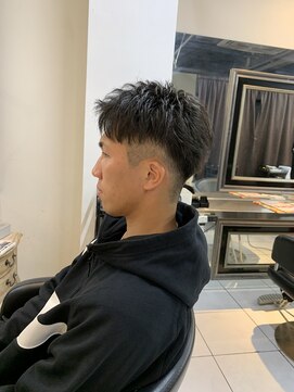 アイズ 海老名(AIZU) ジェットモヒカン スウィングアップバング フェードカット