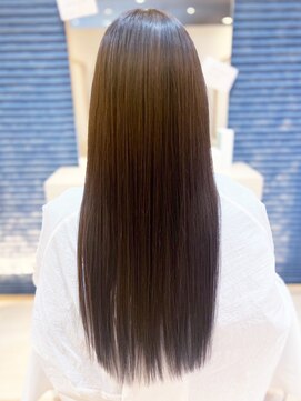 ヴィヴァーチェイルソーレ(VIVACE ilsole) 20代30代40代大人可愛い髪質改善カラー艶感ストレート透明感