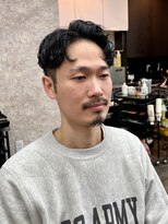 ヘアサロン シュウ 【戸田公園5分/メンズバーバー】ツーブロック×センターパート