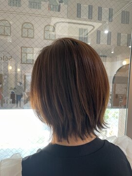 アパートメントオブソロン 錦糸町(The Apartment of Solon) 切りっぱなし×ショートレイヤー