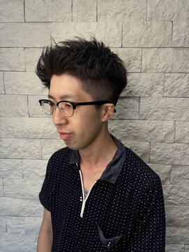 ラヴリア カミツ(LOVERIA KAMITSU) メンズカラーカット