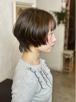 ユッカ(YUCCA)の写真/ナチュラルな中にも自分らしさを表現♪絶妙なバランスのカットで、あなただけのお気に入りStyleに*