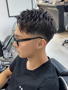 ヴィ 大宮(Vii) フェード/メンズ/大宮/ツイストスパイラル/