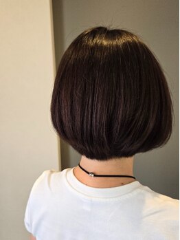 《仕上げまでマンツーマン対応》お客様のお悩みにしっかり向き合い、髪質やクセに合わせたスタイルをご提案