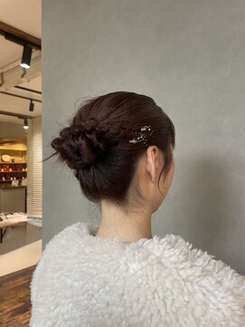 ティピ(tipi) カチモリ☆個性的韓国ヘアセット☆宿里沙也香